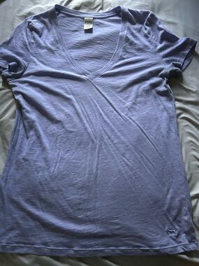 PINK Victoria's Secret Lavender V-Neck Short Sleeve Tee